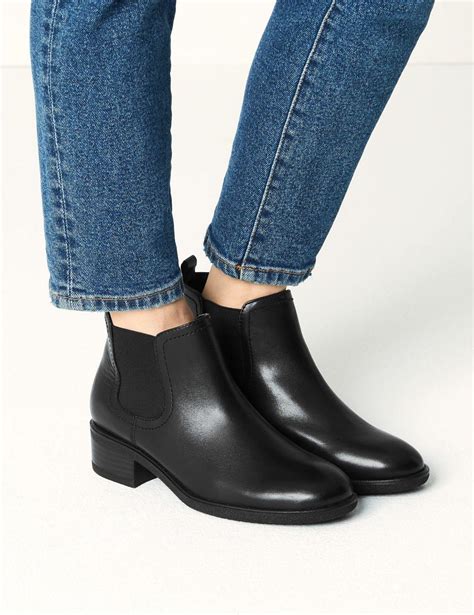 marks and spencers uk boots